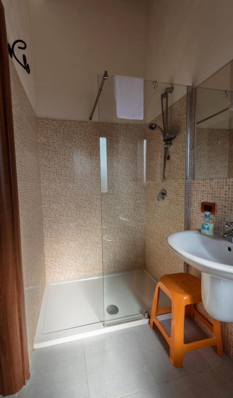 פיאצה ארמרינה La Casa Rossa Country House מראה חיצוני תמונה