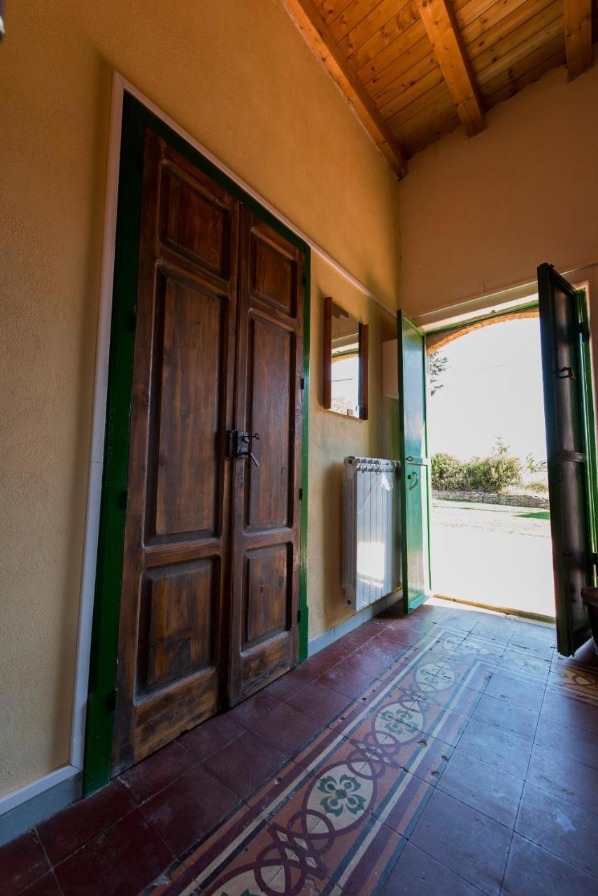 פיאצה ארמרינה La Casa Rossa Country House מראה חיצוני תמונה