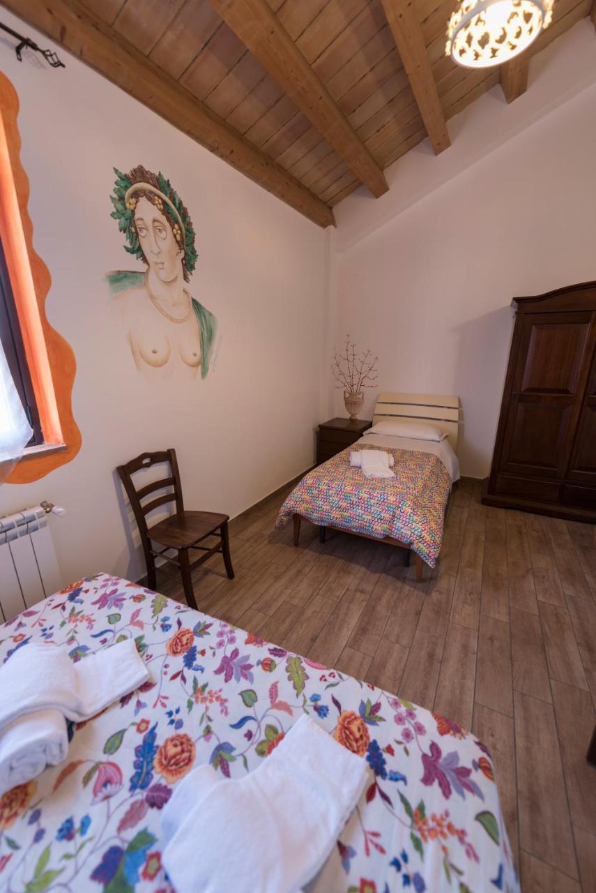 פיאצה ארמרינה La Casa Rossa Country House מראה חיצוני תמונה